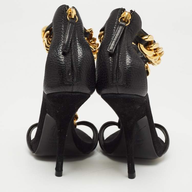 مملوكة مسبقًا Giuseppe Zanotti Black Suede and Leather Chain Detail T Strap Sandals Size 37.5