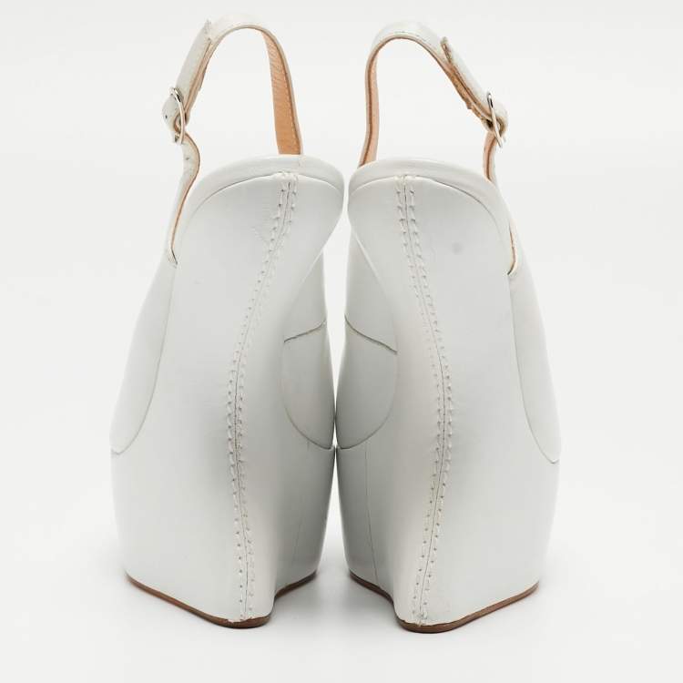 مملوكة مسبقًا Giuseppe Zanotti White Leather Peep Toe Platform Heel Less Slingback Pumps Size 35