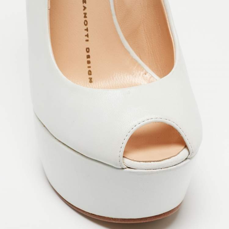 مملوكة مسبقًا Giuseppe Zanotti White Leather Peep Toe Platform Heel Less Slingback Pumps Size 35