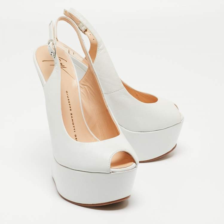 مملوكة مسبقًا Giuseppe Zanotti White Leather Peep Toe Platform Heel Less Slingback Pumps Size 35