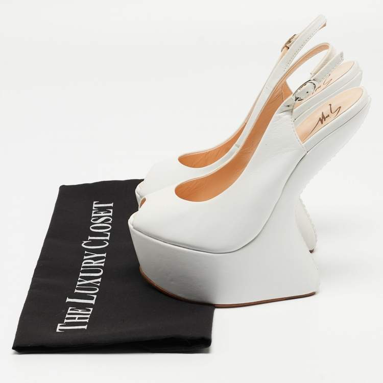 مملوكة مسبقًا Giuseppe Zanotti White Leather Peep Toe Platform Heel Less Slingback Pumps Size 35