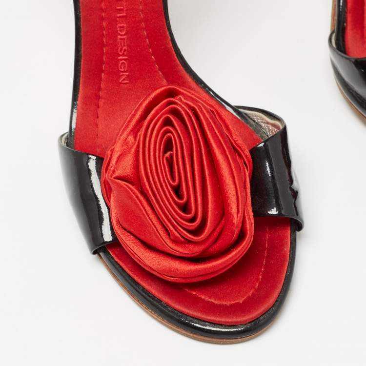Pre Owned Giuseppe Zanotti Black/Red Patent Leather and Satin Rose Applique Sandals Size 37.5