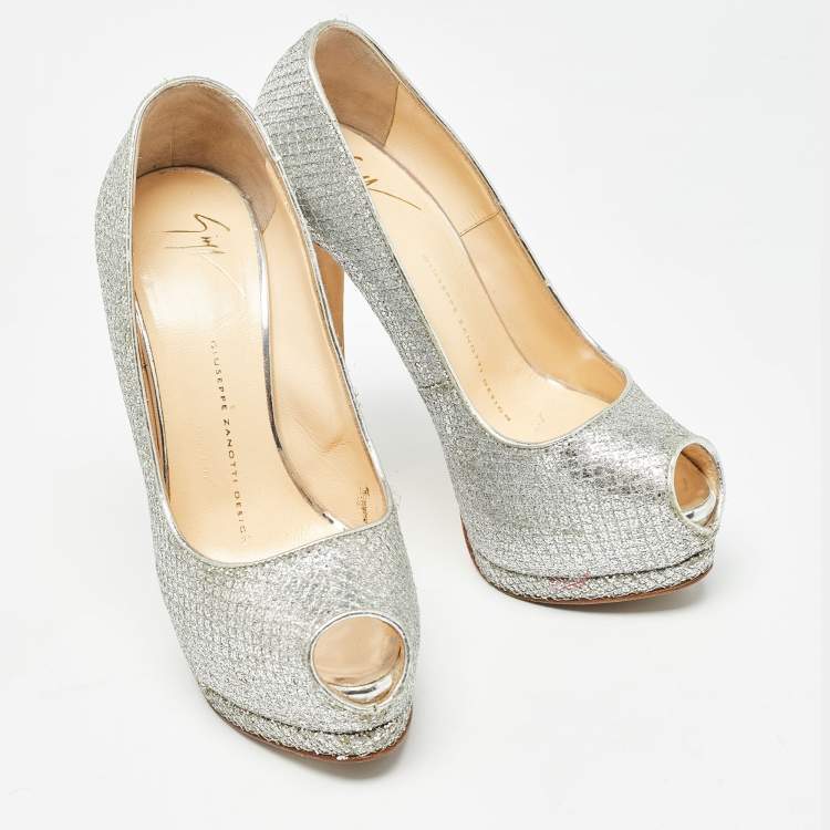 Pre Owned Giuseppe Zanotti Silver Glitter Fabric Sharon Pumps Size 36