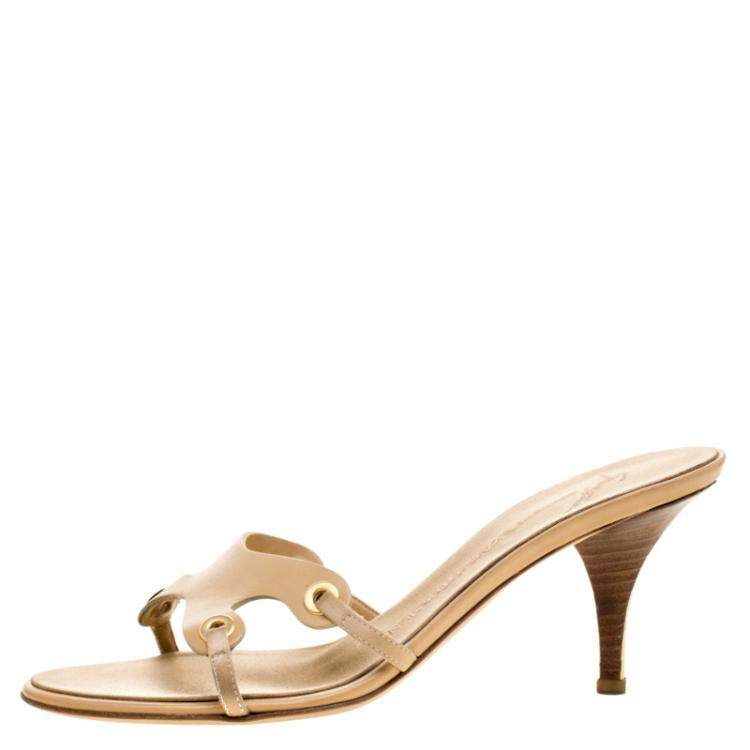Pre Owned Giuseppe Zanotti Beige Leather Slides Size 39