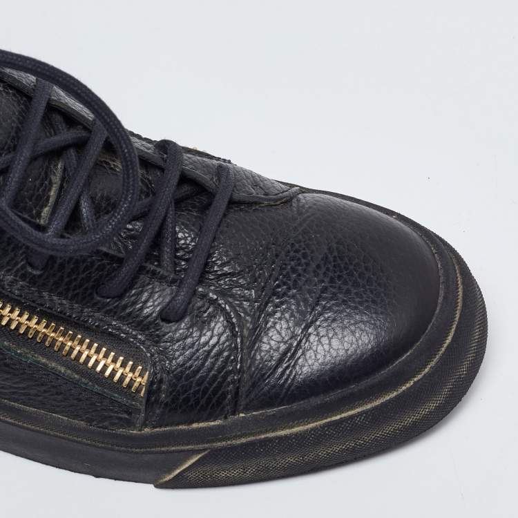 Pre Owned Giuseppe Zanotti Black Leather Chain Embellished High Top Sneakers Size 38
