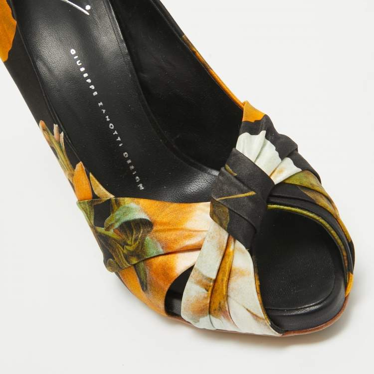 Pre Owned Giuseppe Zanotti Multicolor Satin Floral Silk Peep Toe Pumps Size 40