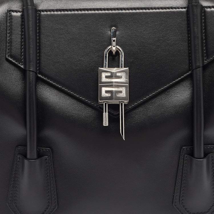 Pre Owned Givenchy Black Leather Medium Antigona Lock Soft Tote