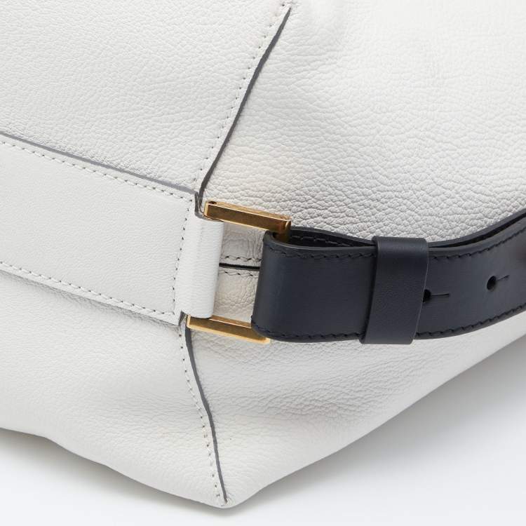 Pre Owned Givenchy Black/White Leather GV Bucket Bag