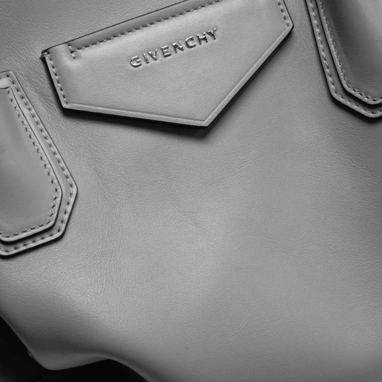 Pre Owned Givenchy Grey Leather Medium Soft Antigona Tote