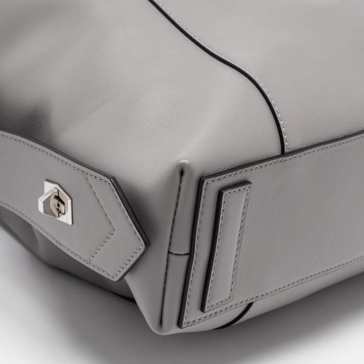 Pre Owned Givenchy Grey Leather Medium Soft Antigona Tote