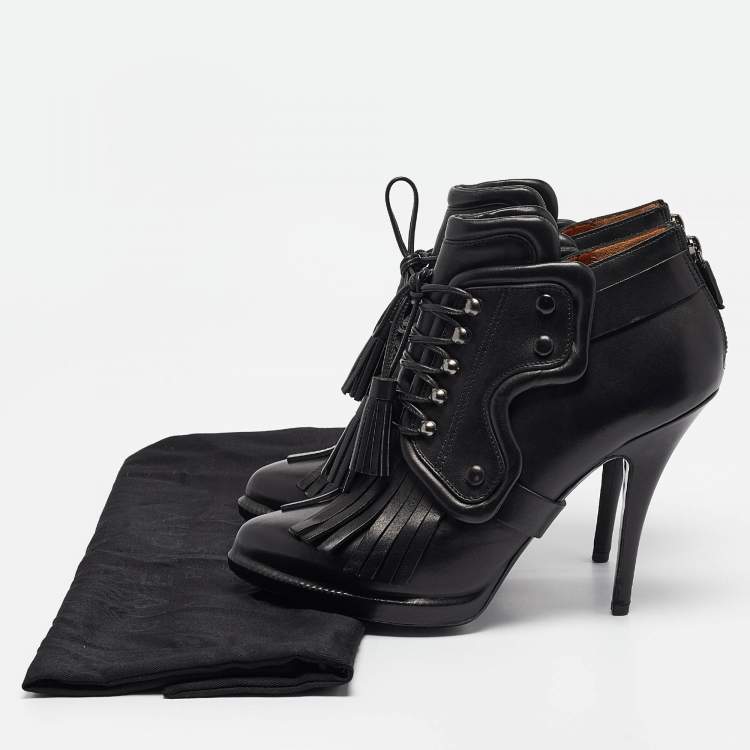 Pre Owned Givenchy Black Leather Ankle Length Boots Size 39
