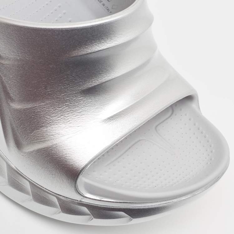 Pre Owned Givenchy Silver Rubber Marshmallow Sandals Size 36