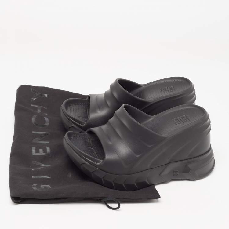 Pre Owned Givenchy Black Rubber Marshmellow Sandals Size 36