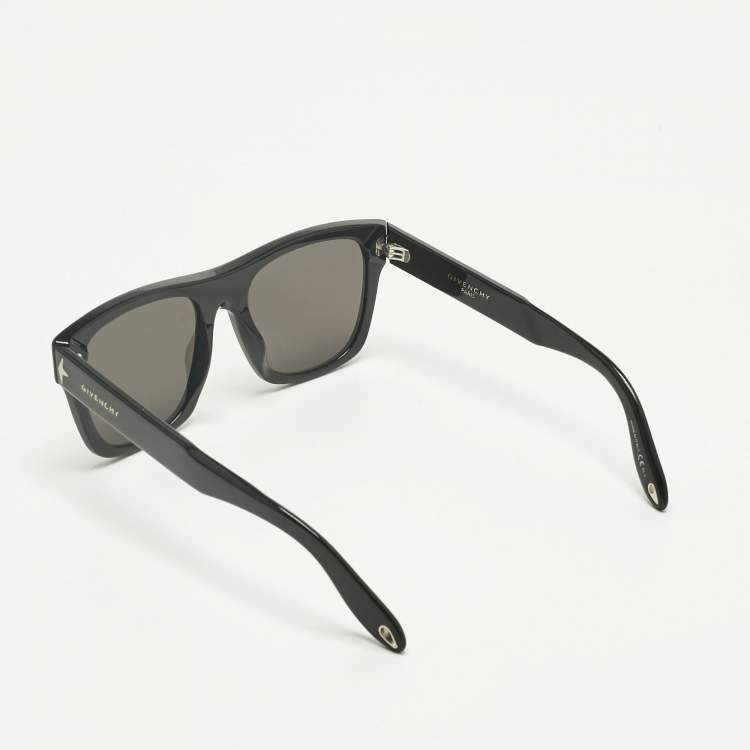 Pre Owned نظارة شمسية جيفنشي سكوير GV 7011S سوداء