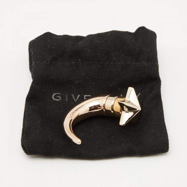 Pre Owned Givenchy Star Shark Tooth Two Tone Metal Single Magnetic Earring