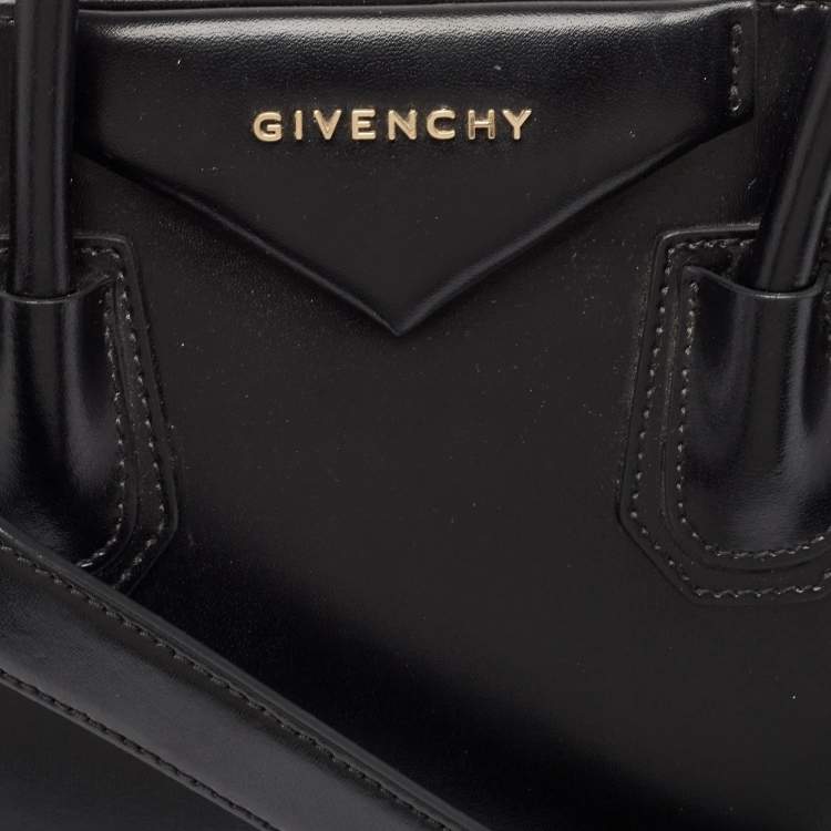 Pre Owned Givenchy Black Leather Small Antigona Satchel
