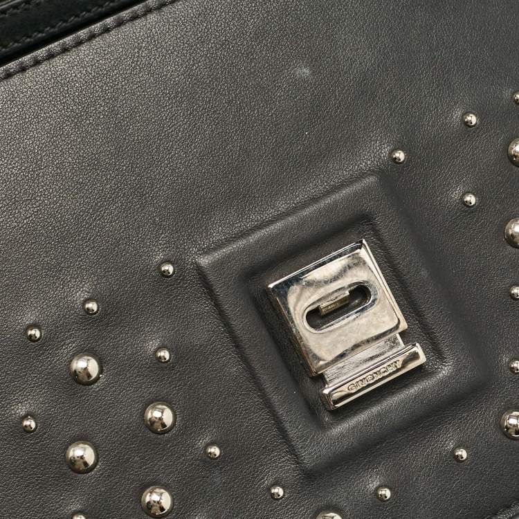 Pre Owned Givenchy Black Leather Studded Bow Cut Crossbody Bag