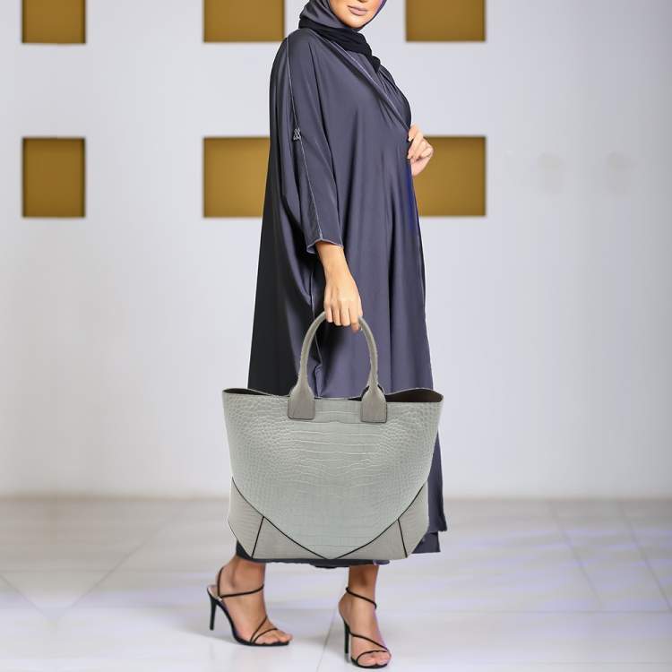 Pre Owned Givenchy Grey Croc and Lizard Embossed Leather Medium Easy Tote
