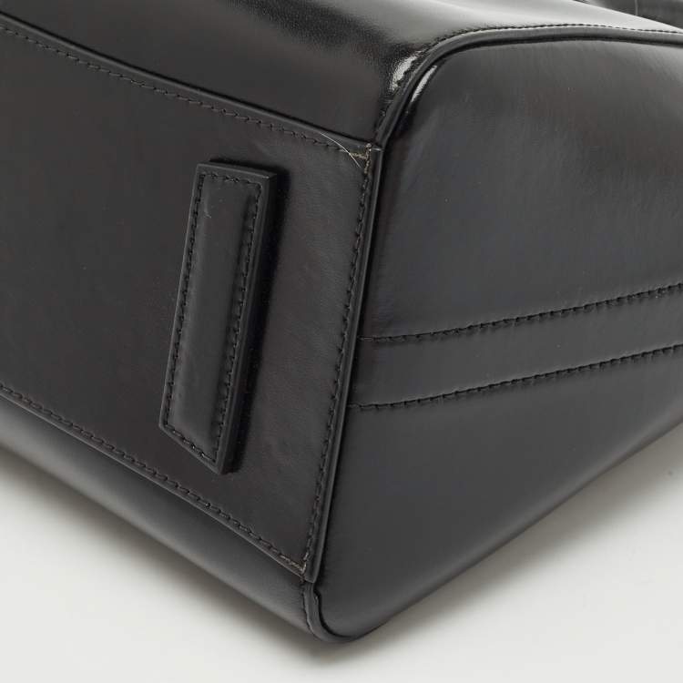 Pre Owned Givenchy Black Glossy Leather Small Antigona Satchel