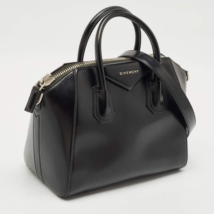 Pre Owned Givenchy Black Glossy Leather Small Antigona Satchel