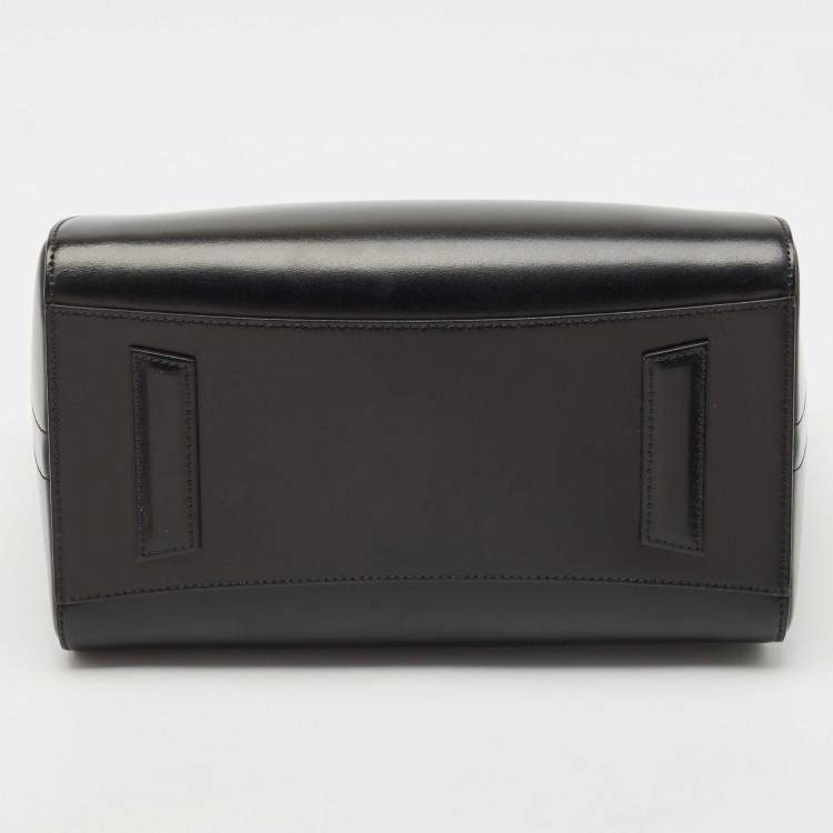 Pre Owned Givenchy Black Glossy Leather Small Antigona Satchel