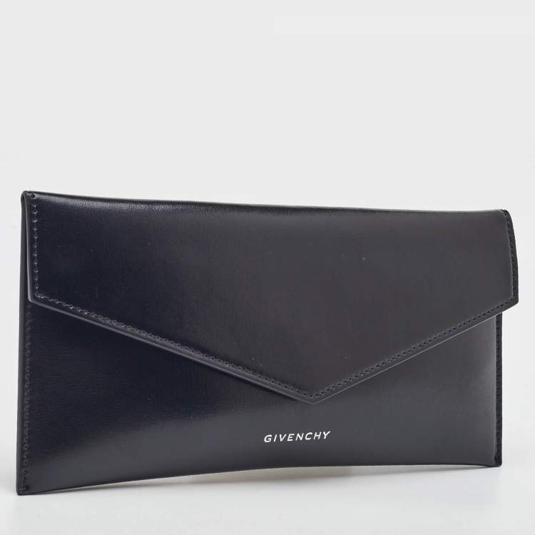 Pre Owned Givenchy Black Leather Envelope Flap Clutch