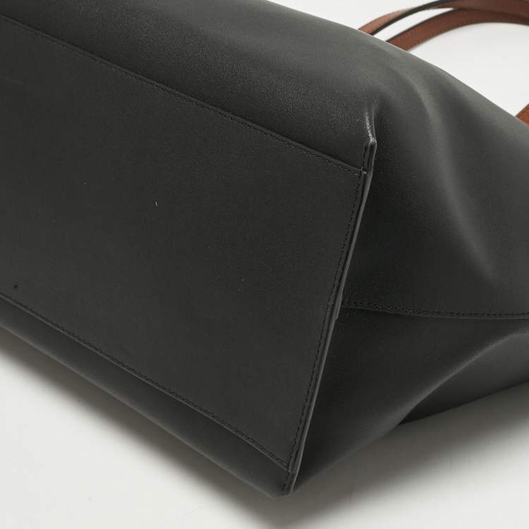 Pre Owned Givenchy Black Leather GV Shopper Tote