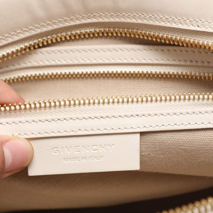Pre Owned Givenchy Cream Leather Medium Sway Bag