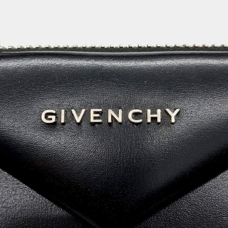Pre Owned Givenchy Black Leather Antigona Medium