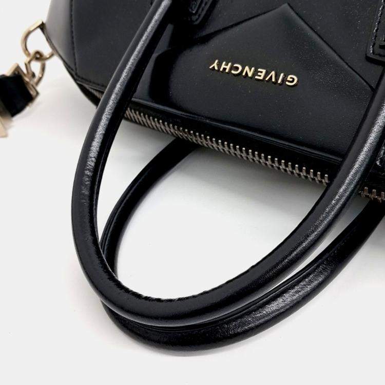 Pre Owned Givenchy Black Leather Antigona Medium