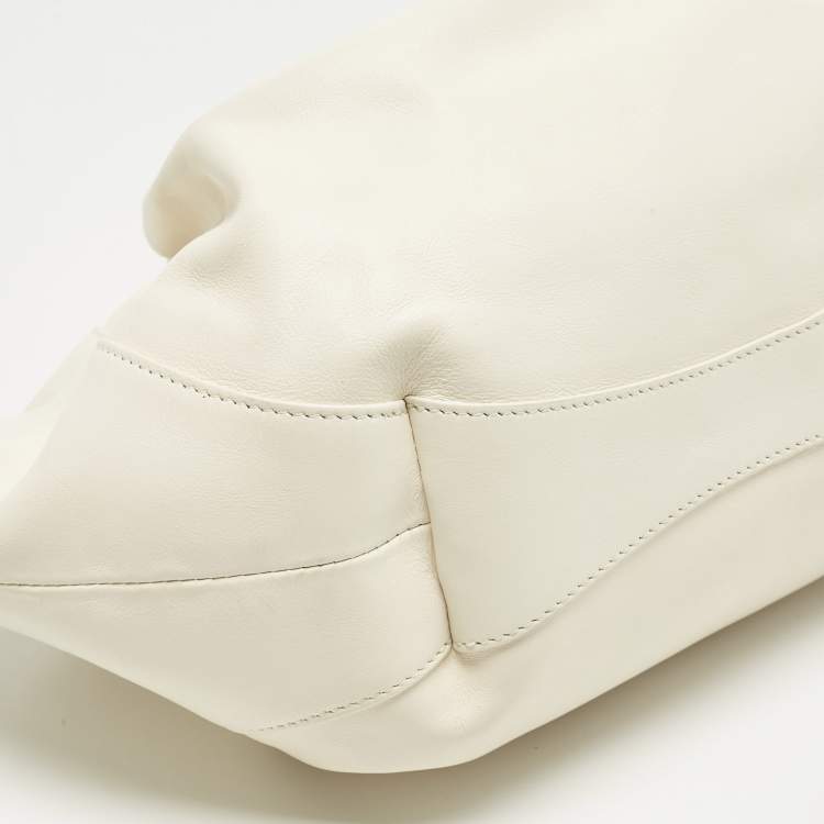 Pre Owned Givenchy White Leather Kenny Shoulder Bag