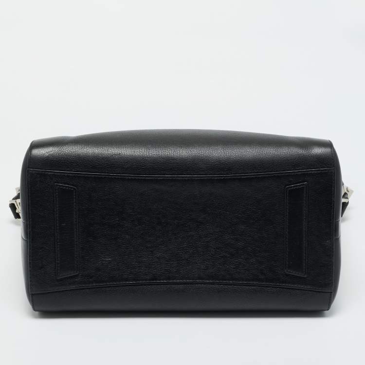 Pre Owned Givenchy Black Leather Medium Antigona Satchel