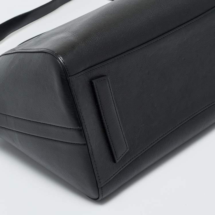 Pre Owned Givenchy Black Leather Medium Antigona Satchel