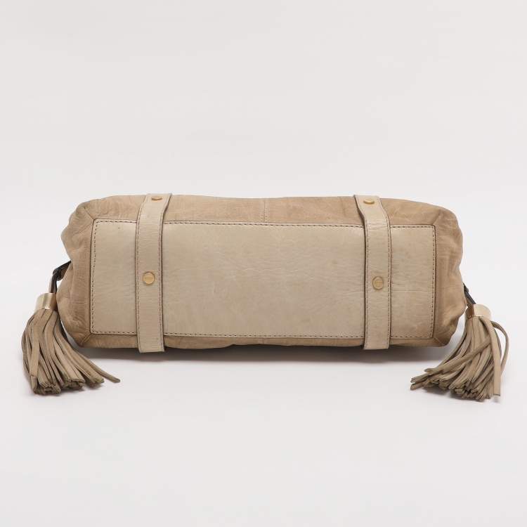 مملوكة مسبقًا Givenchy Beige Leather Tassel Shoulder Bag