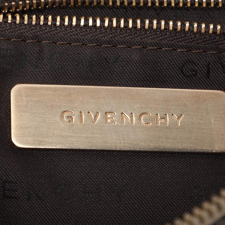 مملوكة مسبقًا Givenchy Beige Leather Tassel Shoulder Bag