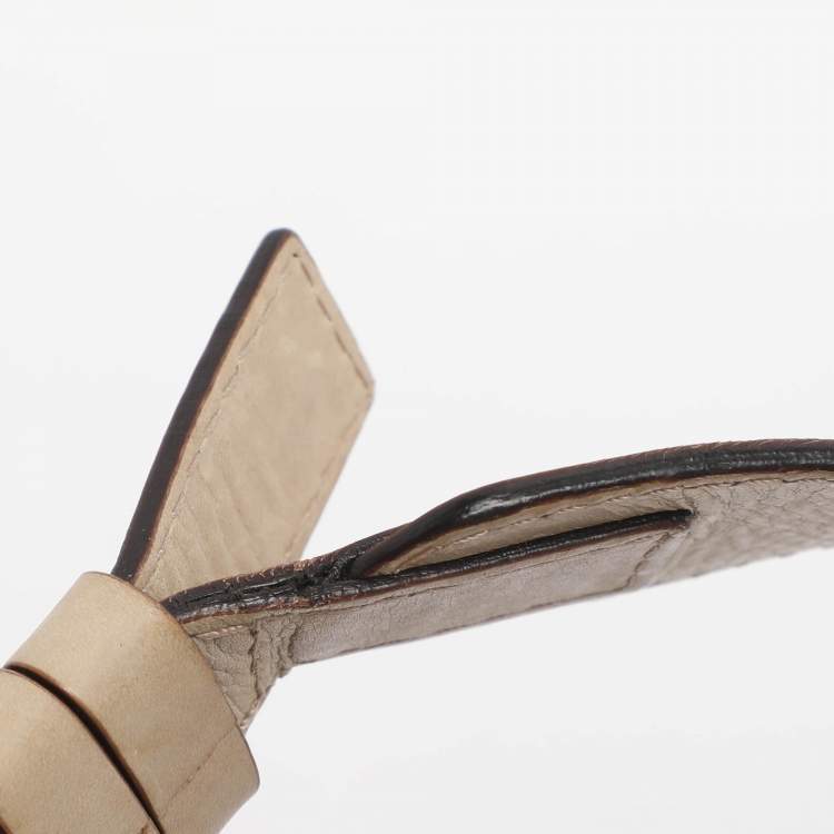 مملوكة مسبقًا Givenchy Beige Leather Tassel Shoulder Bag