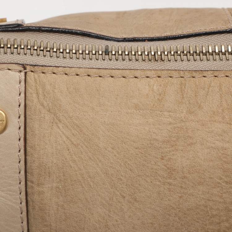 مملوكة مسبقًا Givenchy Beige Leather Tassel Shoulder Bag