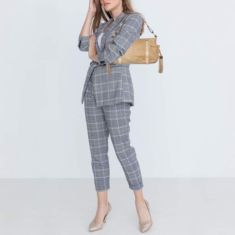 مملوكة مسبقًا Givenchy Beige Leather Tassel Shoulder Bag