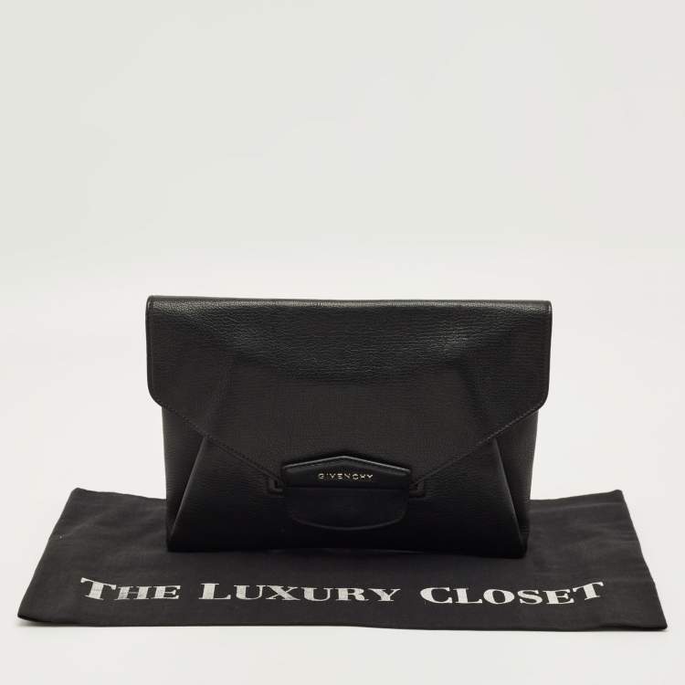 Pre Owned Givenchy Black Leather Antigona Envelope Clutch