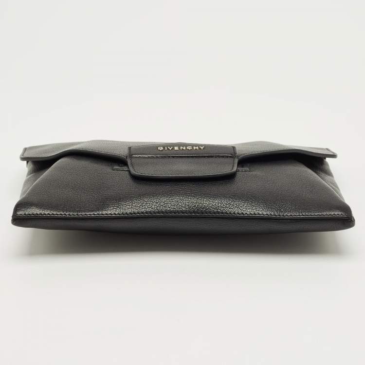 Pre Owned Givenchy Black Leather Antigona Envelope Clutch