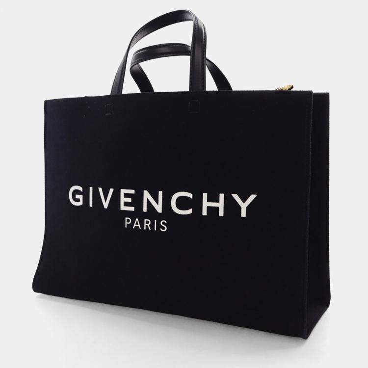 مملوكة مسبقًا Givenchy Medium Canvas G-Tote