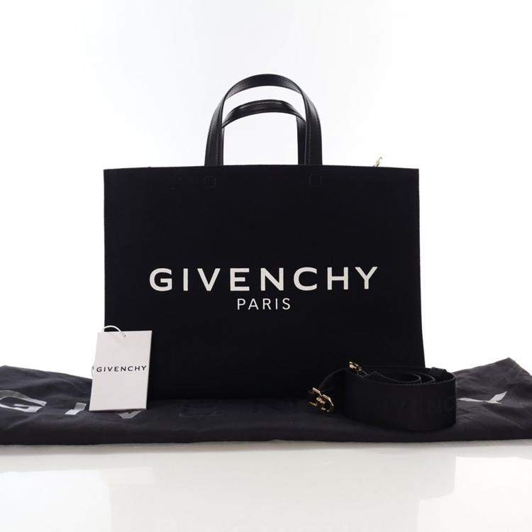 مملوكة مسبقًا Givenchy Medium Canvas G-Tote