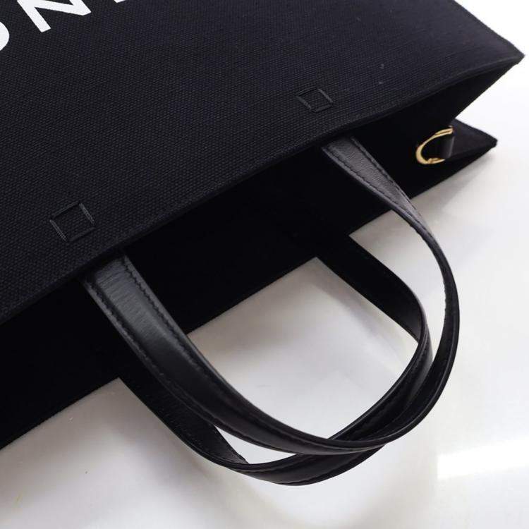 مملوكة مسبقًا Givenchy Medium Canvas G-Tote