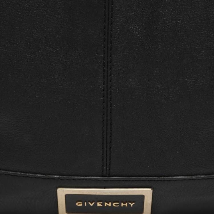 Pre Owned Givenchy Black Leather Hobo