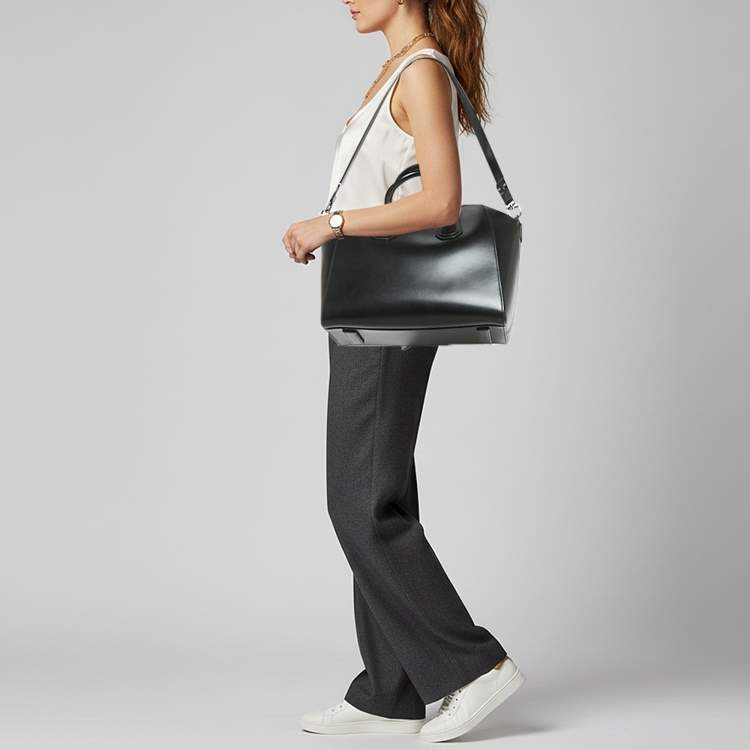 Pre Owned Givenchy Antigona Medium Black Leather Satchel