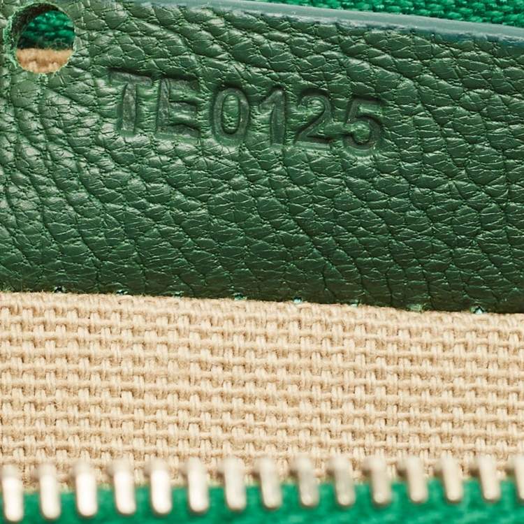 مملوكة مسبقًا Givenchy Antigona Green Leather Zip Clutch
