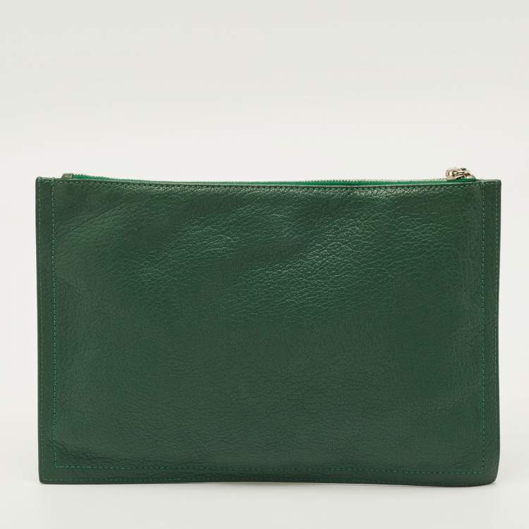 مملوكة مسبقًا Givenchy Antigona Green Leather Zip Clutch