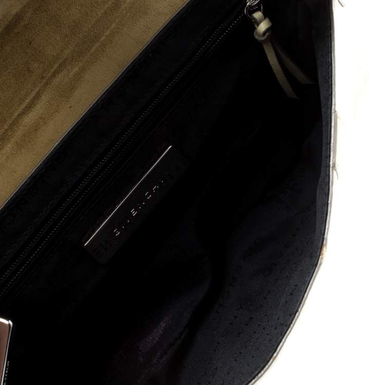 Pre Owned Givenchy Light Green Leather Shoulder Bag