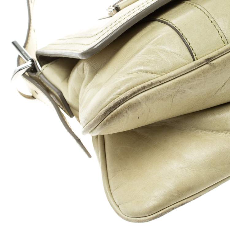 Pre Owned Givenchy Light Green Leather Shoulder Bag