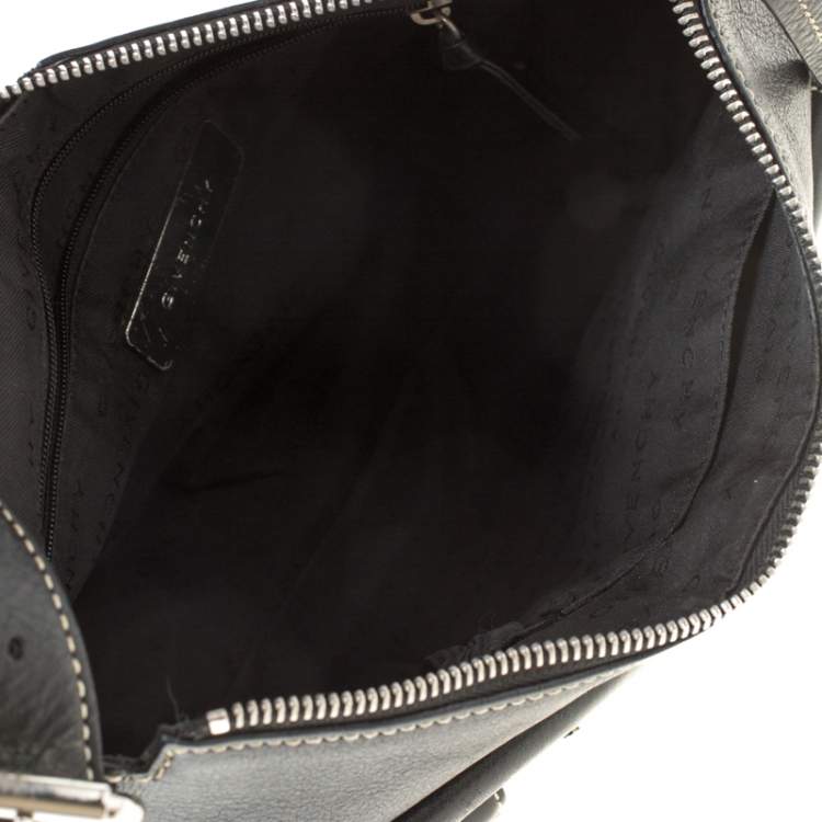مملوكة مسبقًا Givenchy Black Leather Twin Pocket Shoulder Bag
